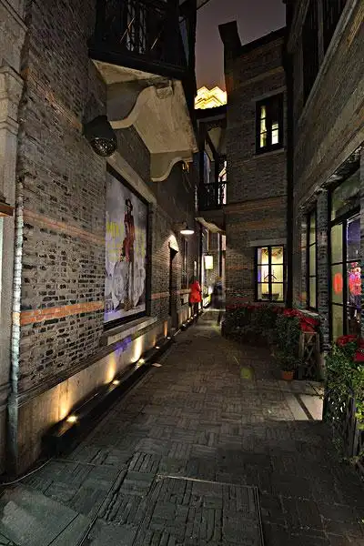 新天地石库门夜景