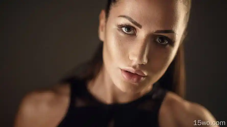 女性模特womanbrunette高清壁纸