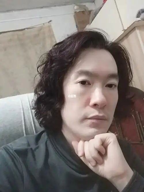 大叔留长发热烫_长发_塘沽站铁路派出所攻略_自拍_男生留长发_潮流