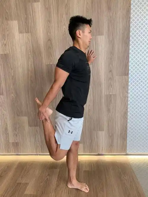 3大燃烧卡路里跳绳动作教学|健身教练跳绳减肥教学,附拉筋动作