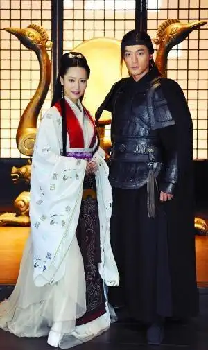 神话 白冰 饰 玉漱 胡歌 饰 易小川