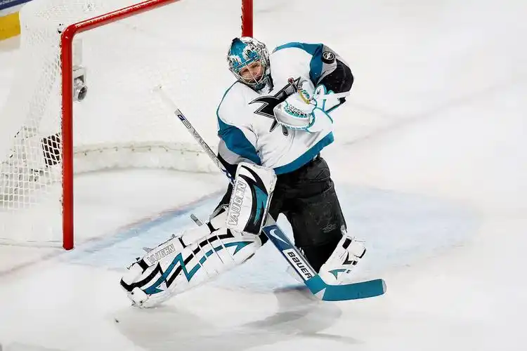 cat osterman retires from softball after storied playing career