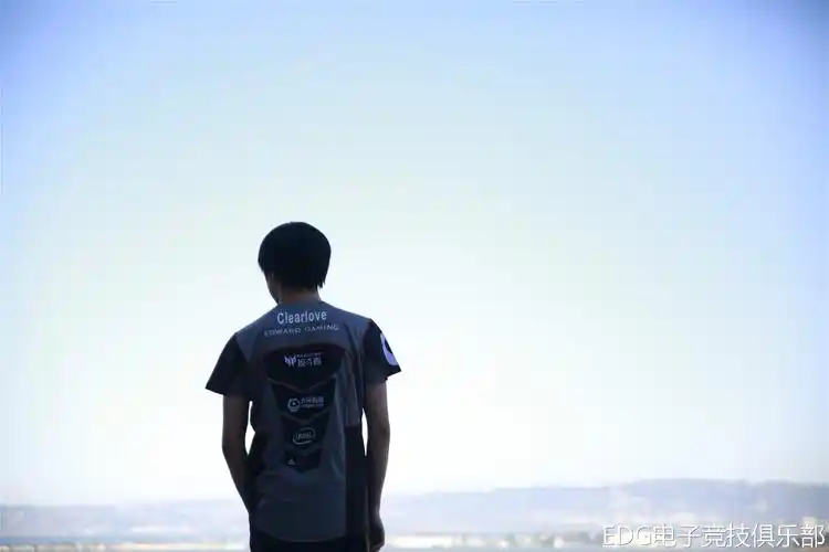 edg宣布clearlove退役 明凯七火速驰援