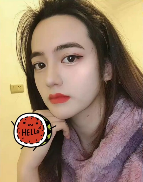 北极星真人露脸神似迪丽热巴,声音火出圈,ks阿神都甘拜下风!