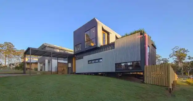 集装箱建筑案例丨国内外风格与造型并重,美貌与实力并存的集装箱建筑|