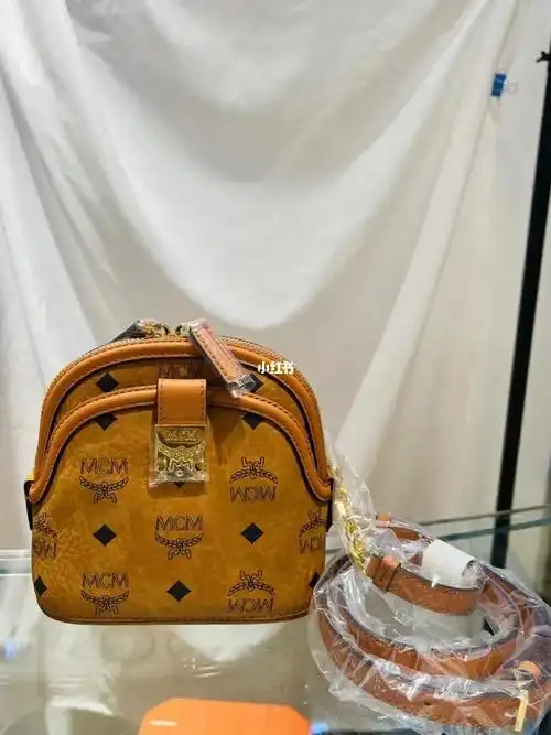 mcm迷你贝壳包2160国柜