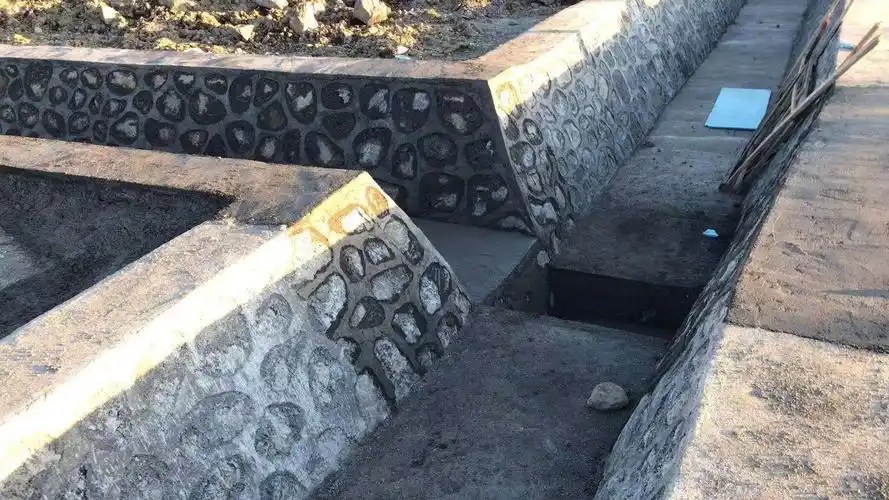 浆砌块石水沟砌筑