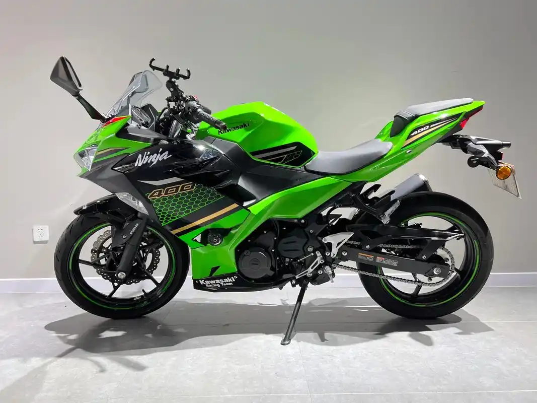 川崎忍者400.#川崎ninja400 #摩托车 #机车  - 抖音