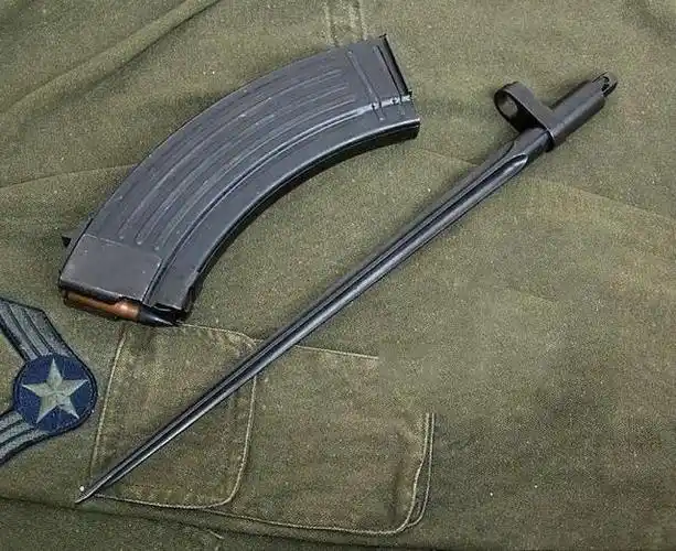 步骑枪的53式步骑枪,是1949年建国后,我军成建制地装备的第一款军刺