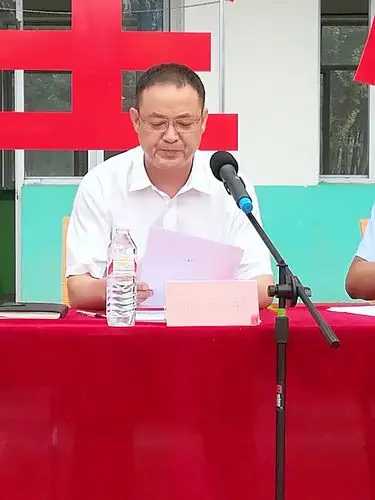 新庄子乡庆祝第35个教师节暨河北燕钢集团捐资助教捐赠仪式