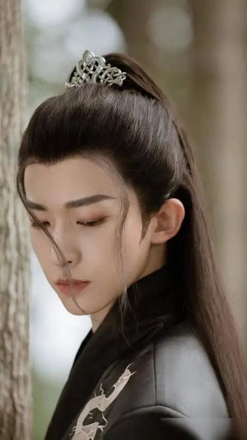 创造营选手刘宇,舞蹈优美,传扬中国传统文化,来看帅照