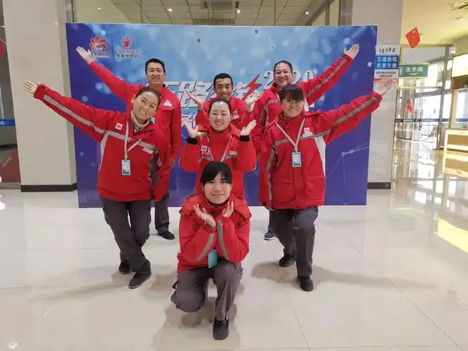 五小组队形展示