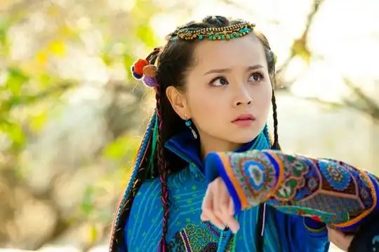 邓莎饰演小玉儿[保存到相册]小玉儿多铎《美人无泪》初相见[保存到