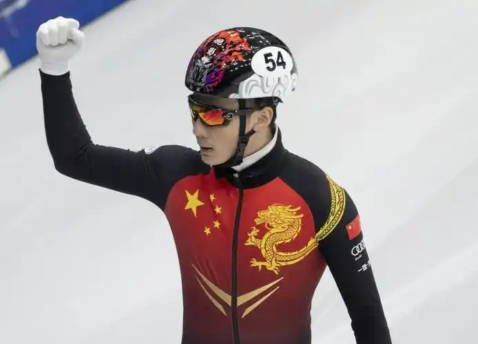 王蒙神预言短道速滑队杀入决赛一个细节让人感动人民日报盛赞