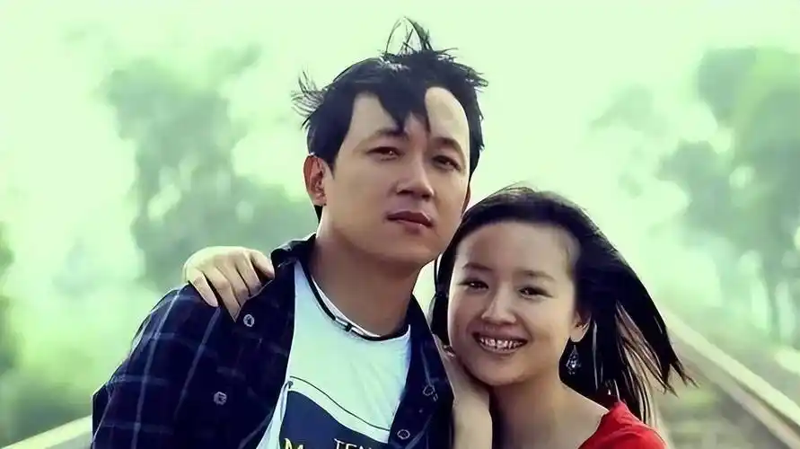 原创一手好牌打的稀烂44岁的董洁如今走上了人生另一条路