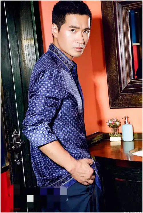 电视剧请不要为所欲为杀青,主演何晟铭发文庆祝,高兴得流鼻涕!