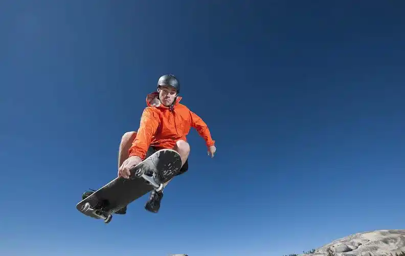 极限运动的鼻祖,滑板