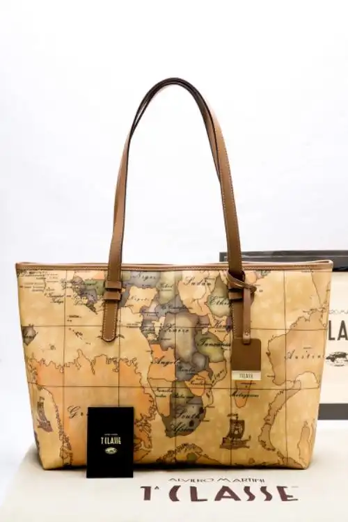 共82 件马天尼地图相关商品