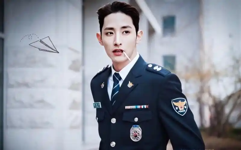 李洙赫〕超欲超a cut 2版 苏荷是完美的!鬼大 西装杀