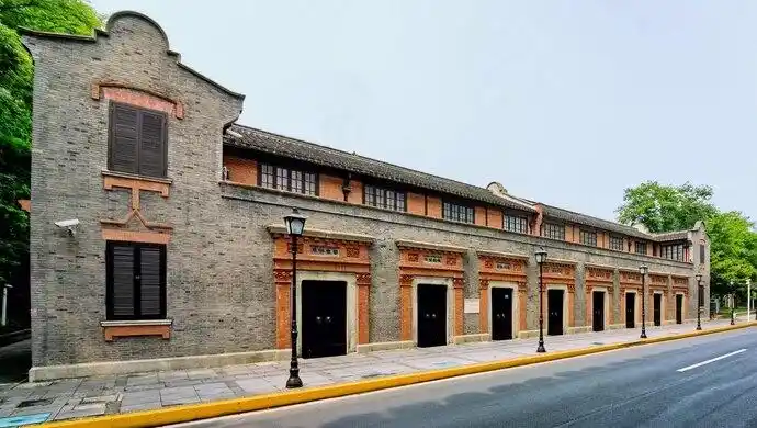 大江东|从1921到2021,星火百年绵延,上海擦亮红色名片