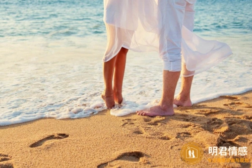 怎样挽留男人不走这8点一定要知道