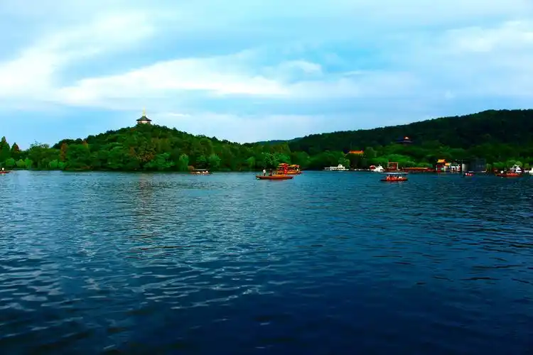 杭州西湖风光(1)_苏堤