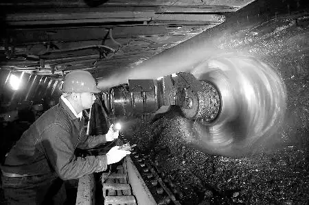 井下采煤技术及工艺方法研究