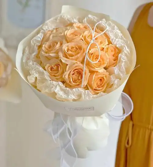 成都花店香槟玫瑰花束暖色系花束