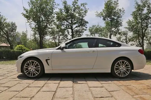 70万买这车是不是疯了?试驾宝马440i xdrive