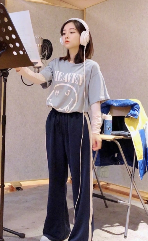 冯提莫的切糕鞋绝了!明明只增高10cm,却凹出网红里最长的腿