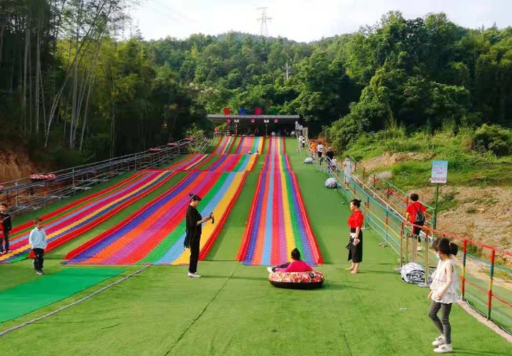 罗坑体育小镇仙峰谷生态园火燃蘑菇小镇花田小镇马祖岩人文公园赣州