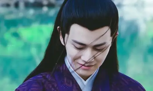 粉丝用弹幕拼出任嘉伦头像,牛!密集恐惧症请不要进