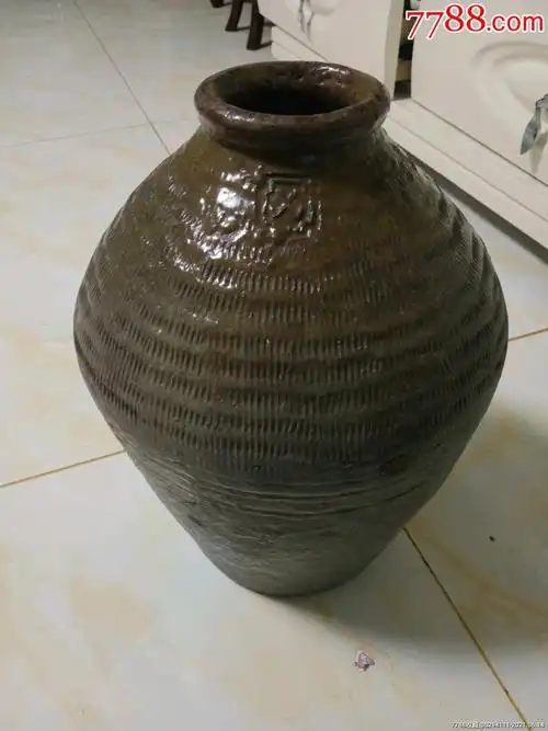 民清时期小口酱釉酒坛子酒罐子