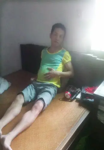 已结束 绝症患者家庭的心酸无奈: 半