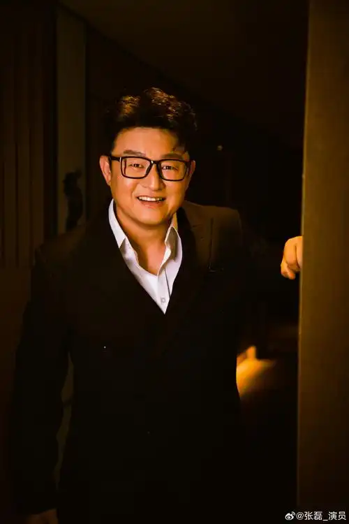 演员张磊超话#潘主任#北纬30°短片节  金螺奖 96 颁奖典礼  再聚