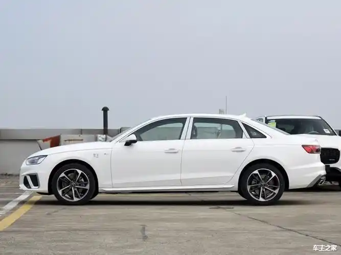 奥迪a4l测评轴距超29米外观帅气