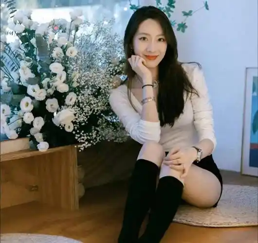 翟晓川爱情故事:长城求婚,追星周杰伦,相濡以沫一起走过12年_杨思雨