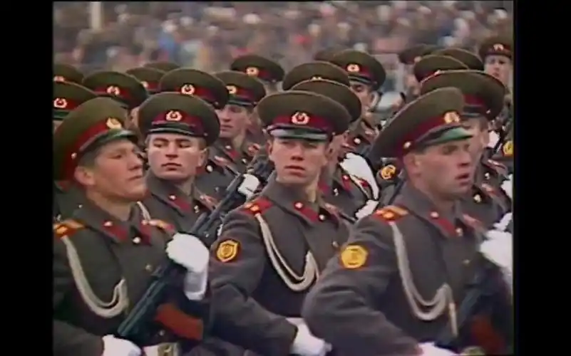 红场阅兵苏联1988年十月革命节阅兵活动精彩剪辑