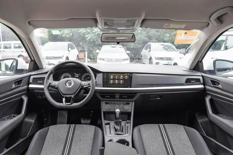 大众朗逸报价(售价12)