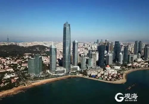 青岛推荐此前,知名"穿越机"飞手添小天 拍摄了369米高的青岛海天中心