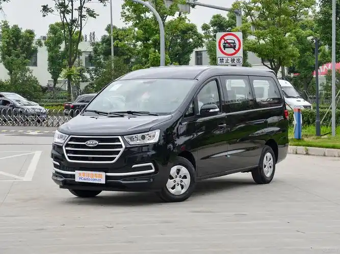 瑞风m4郑州降0.7万 现车充足