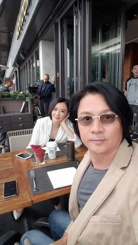 尹天照跪地求婚张文慈我打冷颤