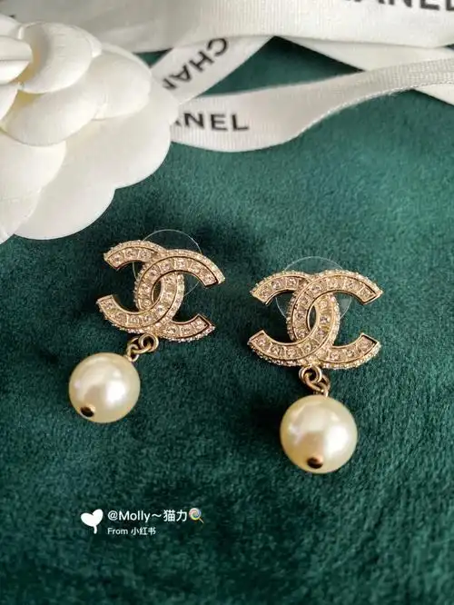 chanel香奈儿经典耳环