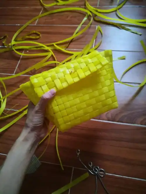 打包带编织斜挎包