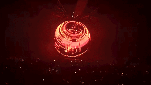 超越想象的舞台装备电音届钢铁侠的一颗眼球