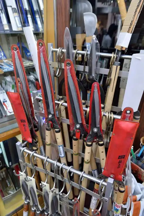 日本关西自助之旅 –京都 kyoto〈菊一文字〉百年武士刀本店