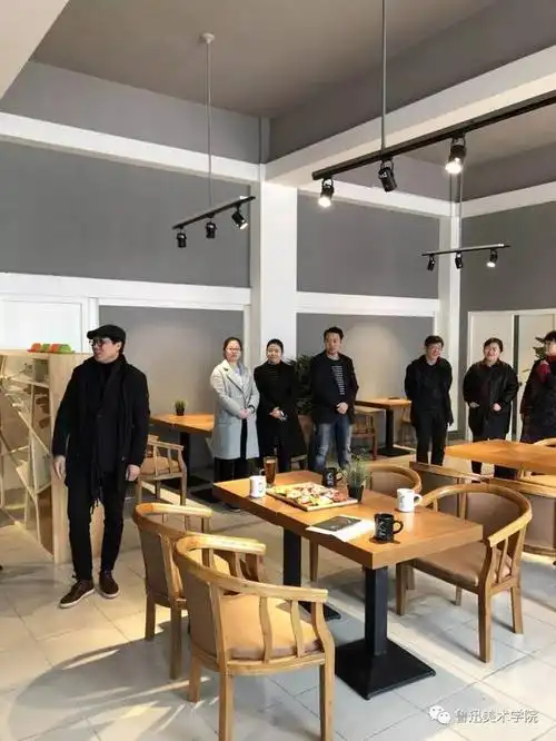 副院长常树雄,图书馆馆长庄革发,物业发展中心总经理孙军贤,副总经理