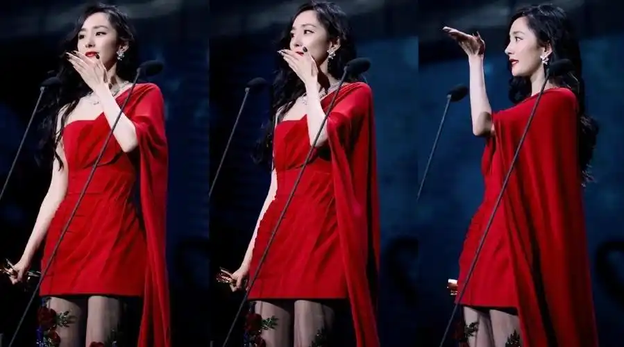 杨幂蝴蝶结好大#杨幂时尚先生盛典内场台下镜头 领奖1080p高清cu适