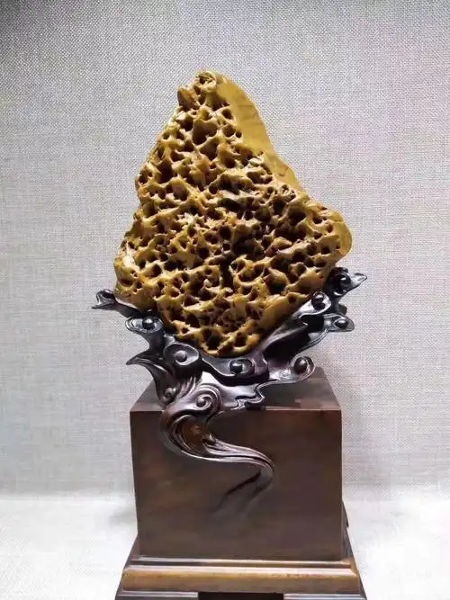 奇石档案藏家专栏-卢财德