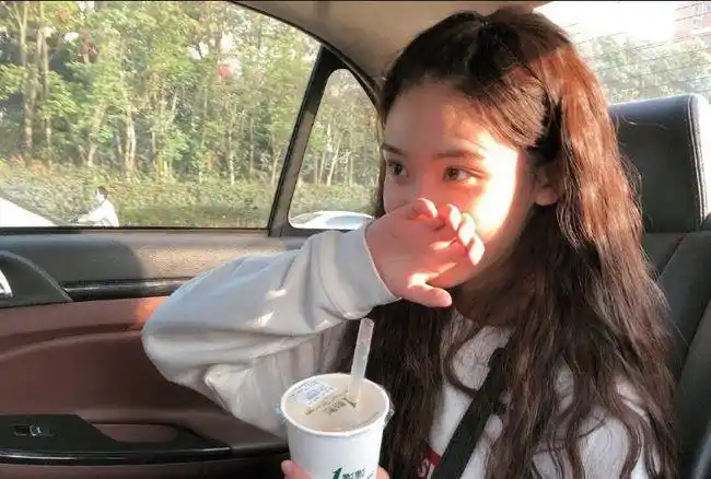 半藏森林系列茶艺照又翻红为了迎合男性你们真拼命